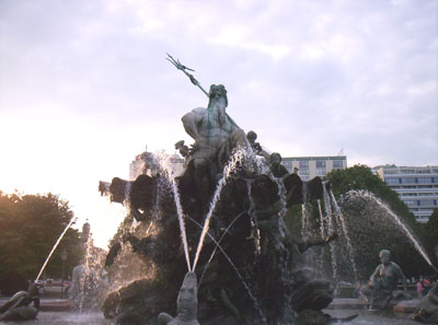 More of the fountain