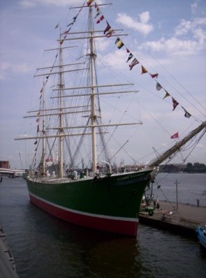 The 'Rickmer Rickmers', a 19th century freighter ship, that's now a nautical museum. The 'Rickmer Rickmers', a 19th century freighter ship, that's now a nautical museum.