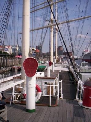 More of the 'Rickmer Rickmers' Another deck shot of the Rickmer Rickmers