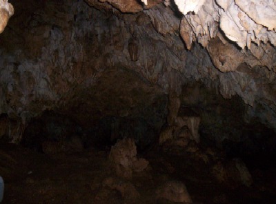 Here's another shot of the inner caves as we made our way in. Another shot of the inner caves